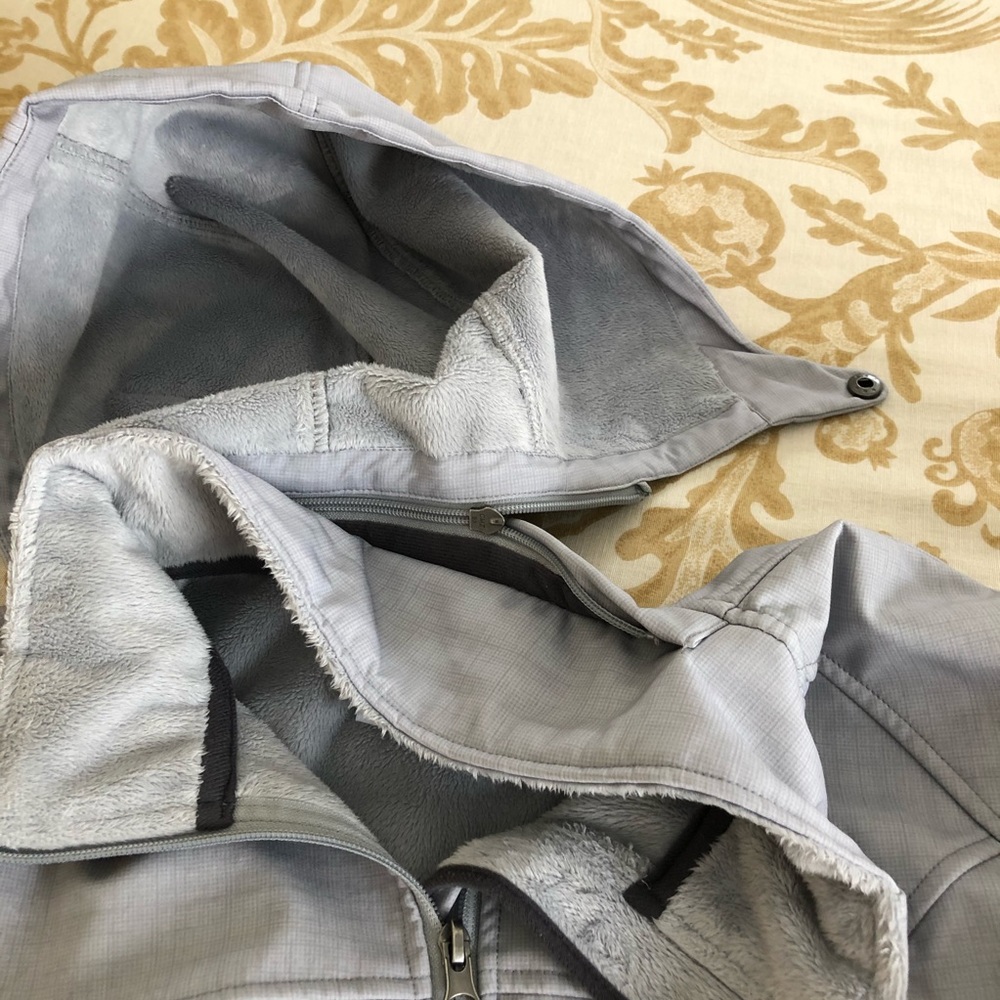 Free Country Soft Shell Jacket with removable hood - Picture 6 of 15